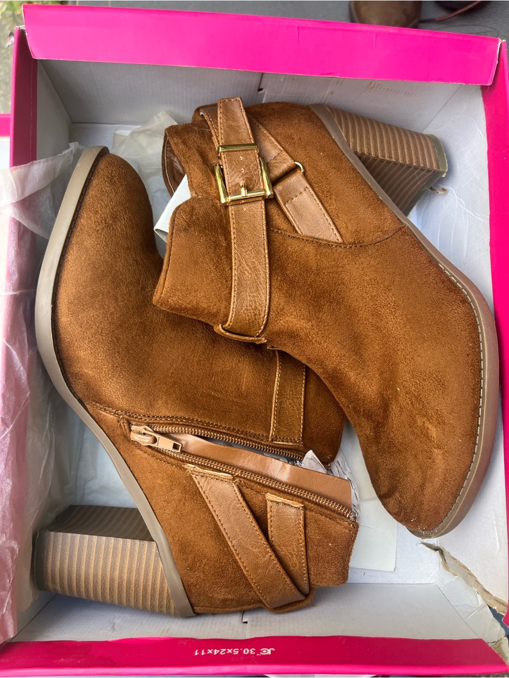 Women’s Tan Suede Ankle Booties with Buckle Shoe dazzle size 9
